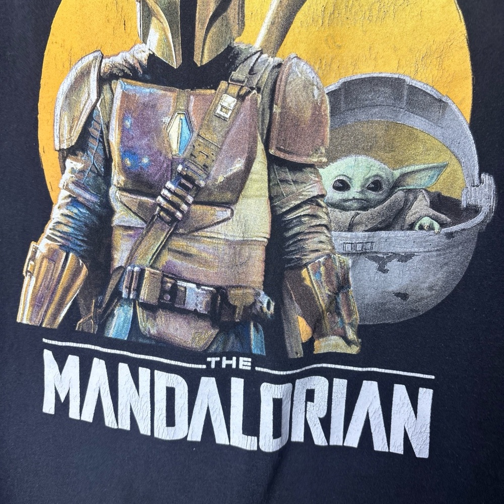 Star Wars Mandalorian Black Tee with Yellow‎ and Green Graphic - Picture 3 of 4